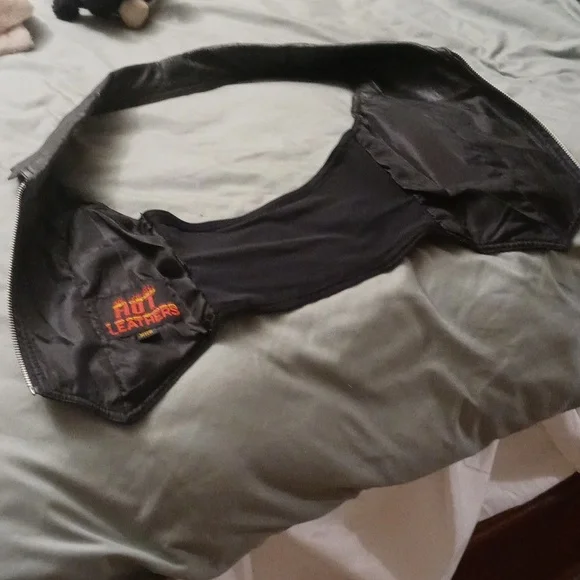 HOT LEATHERS XXS Genuine Black Leather Halter Top Motorcycle Vest - Picture 9 of 13